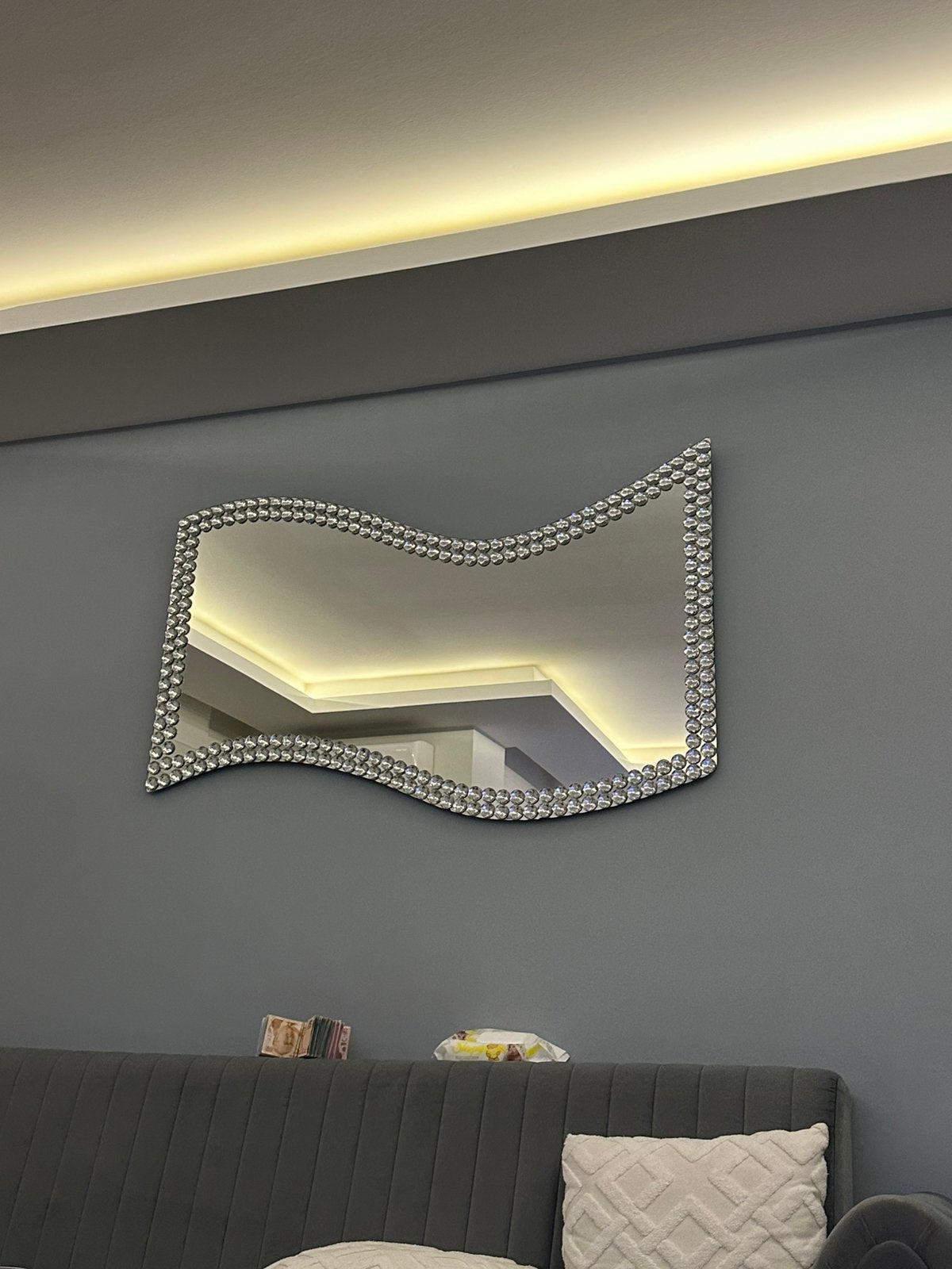 Decoratieve spiegel met kristallen rand, Huis en Inrichting, Ophalen, Zo goed als nieuw, Minder dan 100 cm, Overige vormen