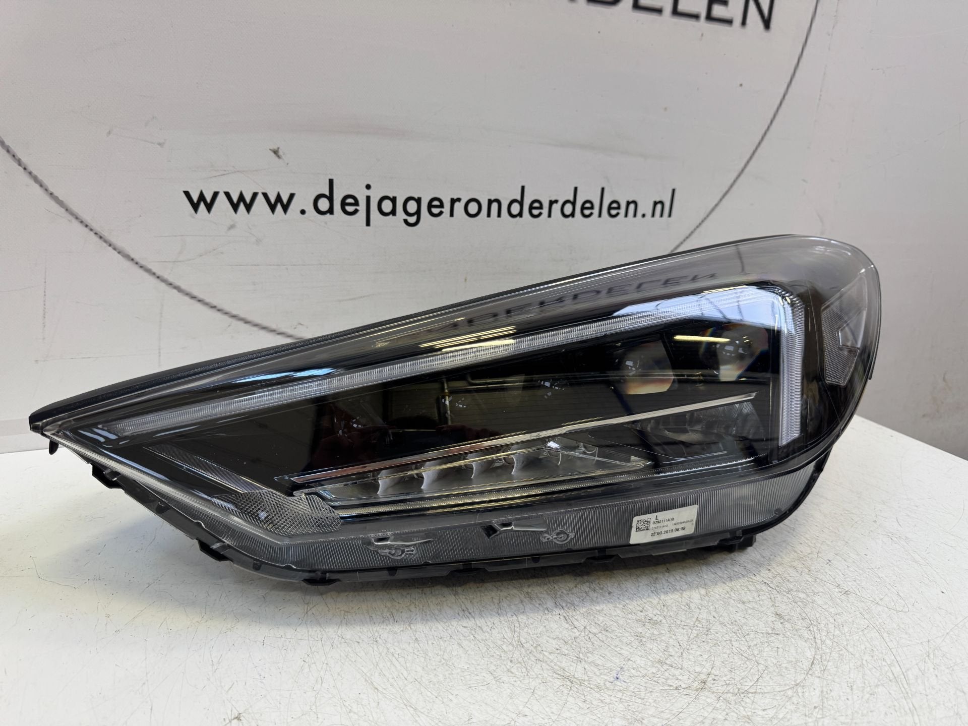 HYUNDAI TUCSON FACELIFT VOL LED KOPLAMP LINKS 92101D7700, Auto-onderdelen, Verlichting, Gebruikt, Heolleung-ro 12
06797  Seoul