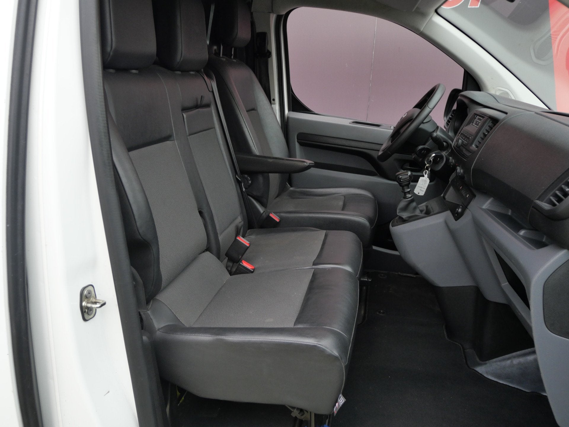 Toyota ProAce Long Worker 1.5 D-4D COOL COMFORT | LONG | AIR, Voorwielaandrijving, Stof, Gebruikt, Wit