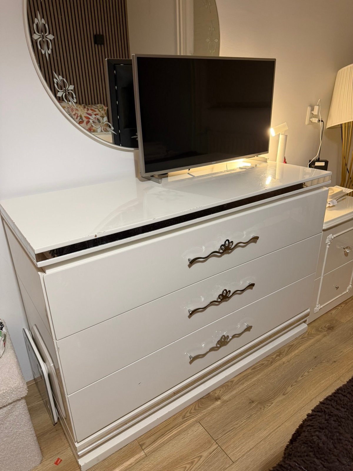 Ladekast wit, Ophalen, 100 tot 150 cm, Zo goed als nieuw, Minder dan 100 cm