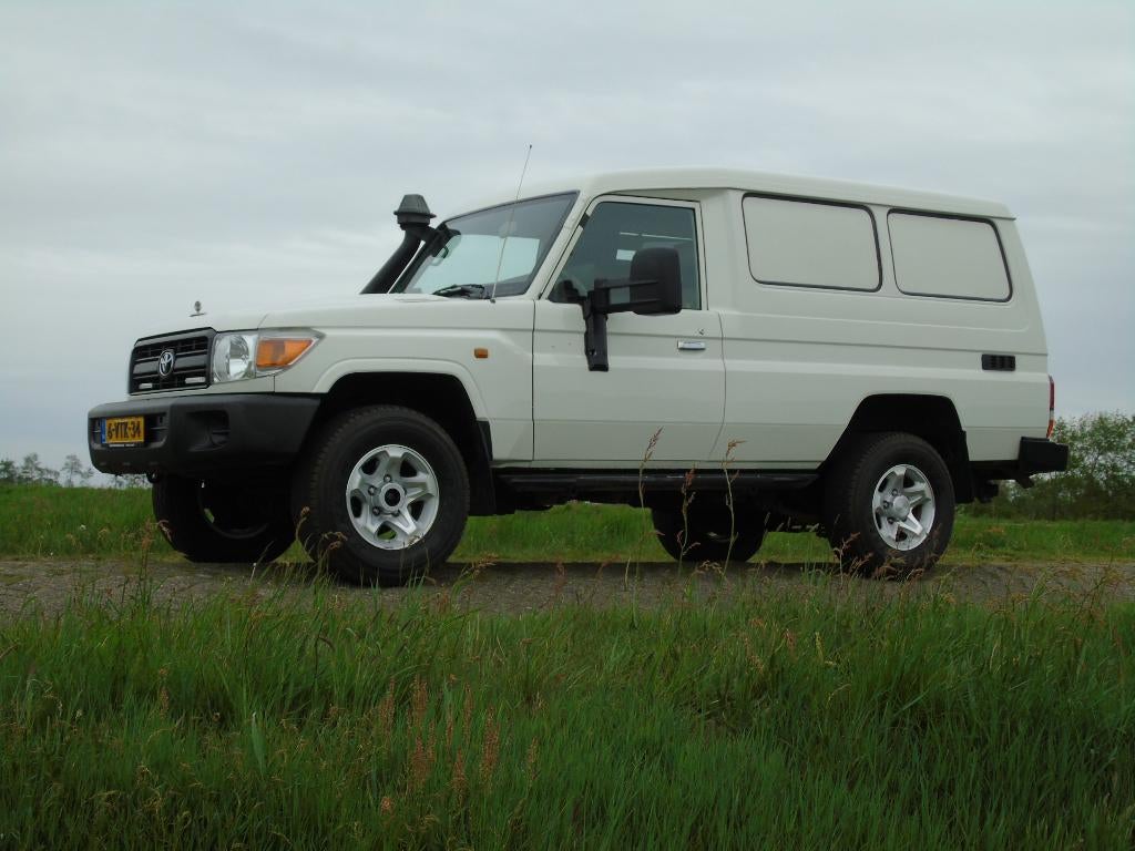 Toyota Land Cruiser HZJ78 4.2D, Auto's, Bestelauto's, Bedrijf, Toyota, Diesel, Automaat, Origineel Nederlands, Wit, Vierwielaandrijving