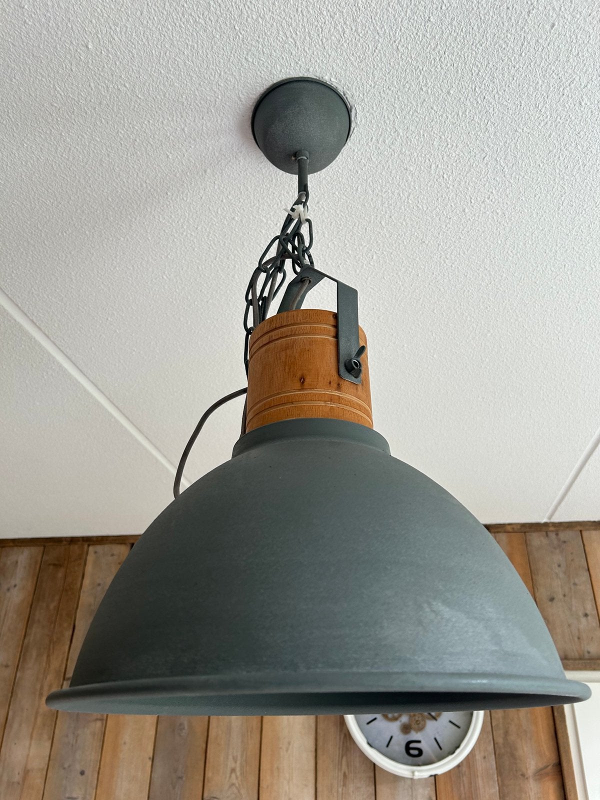 Hanglamp met betonlook en hout, Ophalen, Zo goed als nieuw, Hout