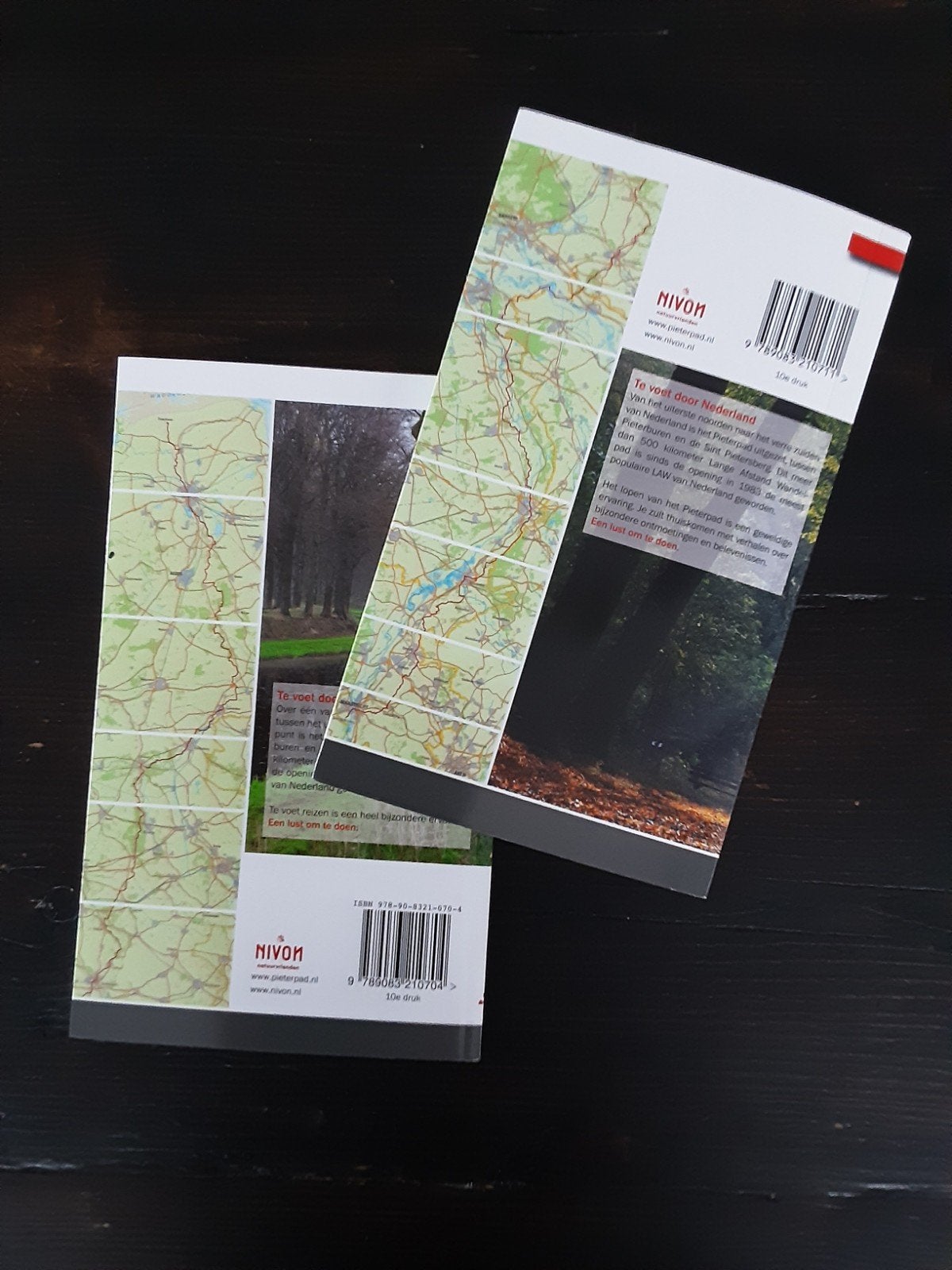 Pieterpad wandelgidsen deel 1 en 2 - Zo goed als nieuw, Fiets- of Wandelgids, Nieuw, Benelux, Ophalen