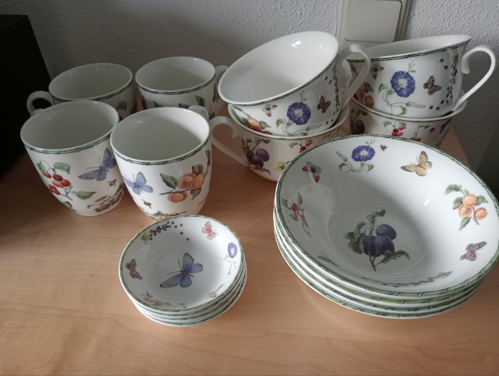 Janneke Brinkman servies, Ophalen of Verzenden, Zo goed als nieuw, Kom(men), Overige stijlen