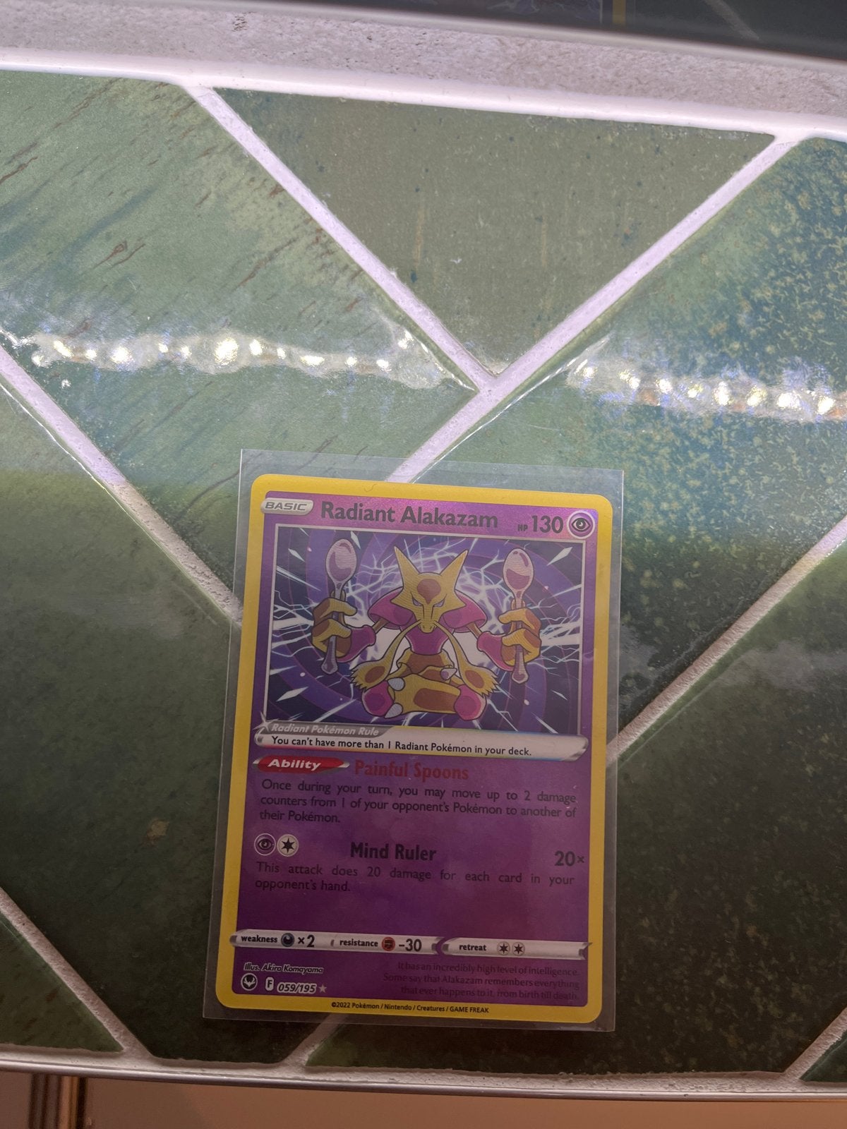 Radiant Alakazam Pokémon Kaart (Zeldzaam), Ophalen of Verzenden, Zo goed als nieuw, Losse kaart