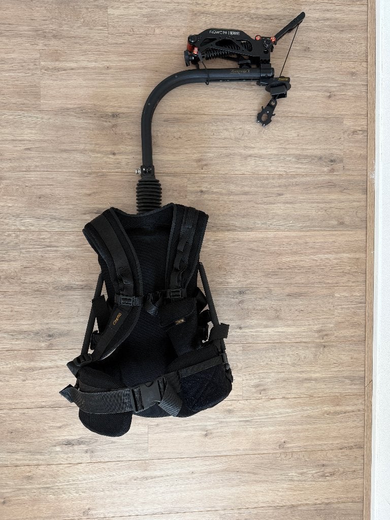 Easyrig Vario 5 Cinema + Easyflow Serene, Ophalen, Gebruikt