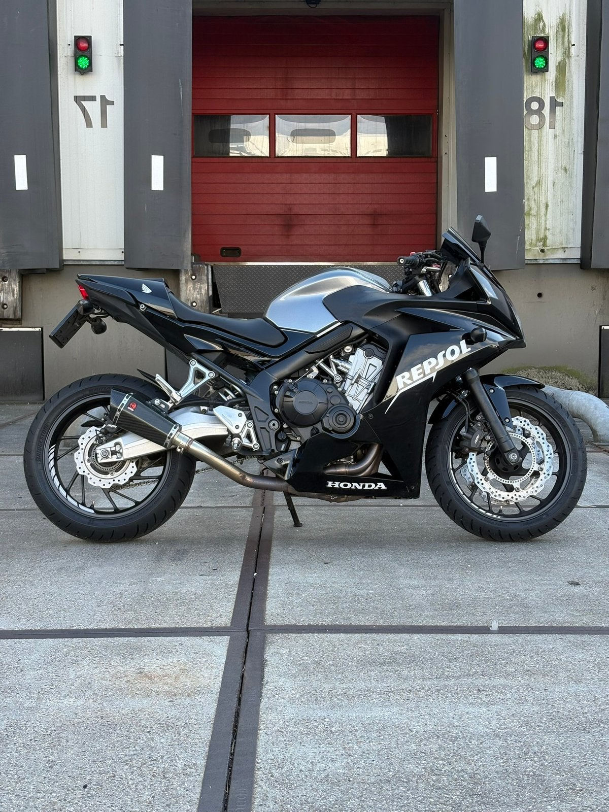 2015 Honda CBR 650F (ABS) 35KW op kenteken, Occasion, 4 cilinders, Minimaal motorrijbewijs A2, Handgeschakeld