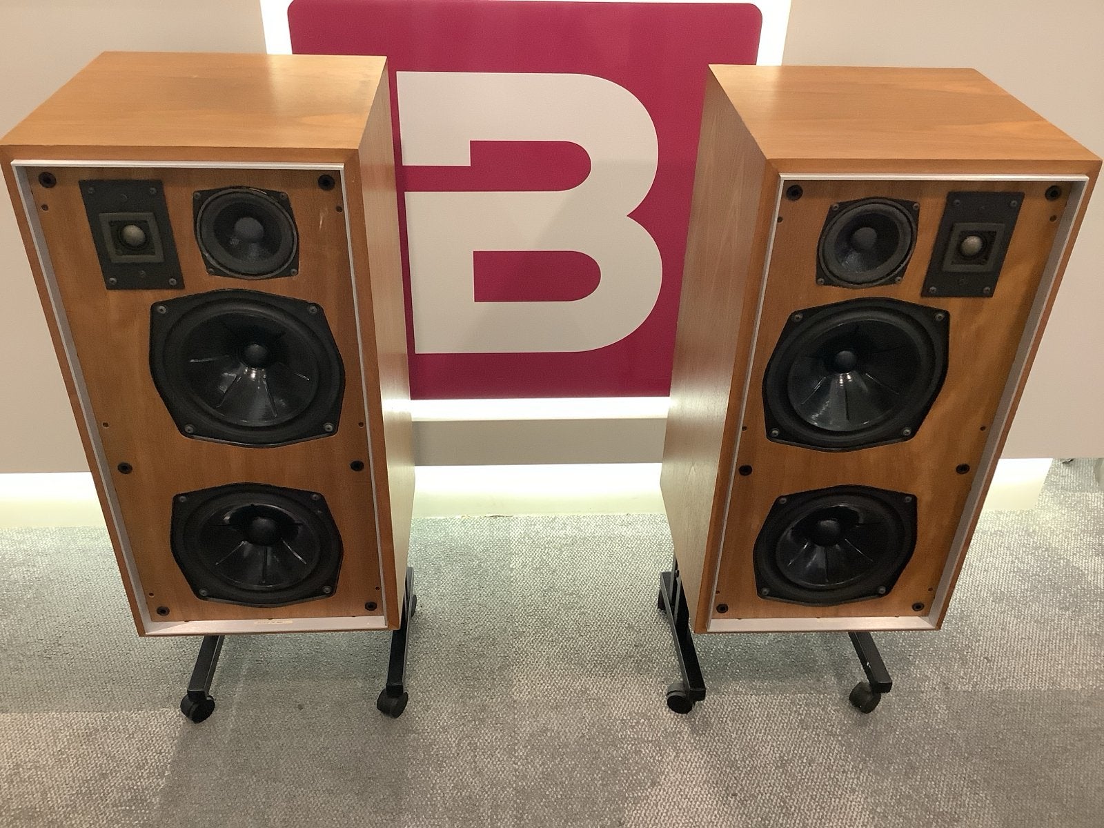 IMF The Studio ALS40 II, Audio, Tv en Foto, Luidsprekers, Gebruikt, IMF, 120 watt of meer, U.K.