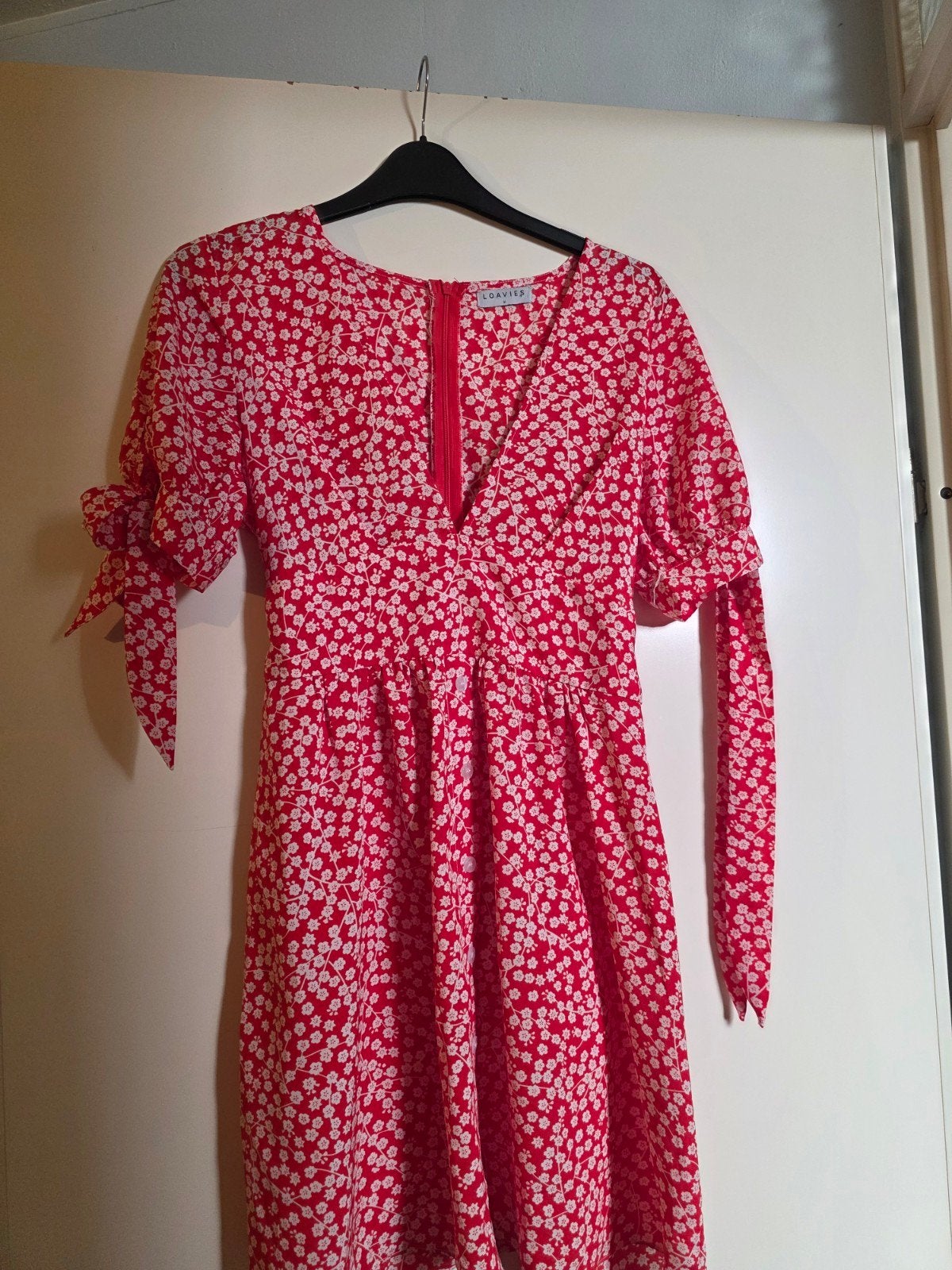 Loavies rode jurk met bloemenprint en strikdetails, Kleding | Dames, Maat 38/40 (M), Ophalen of Verzenden, Boven de knie, Rood