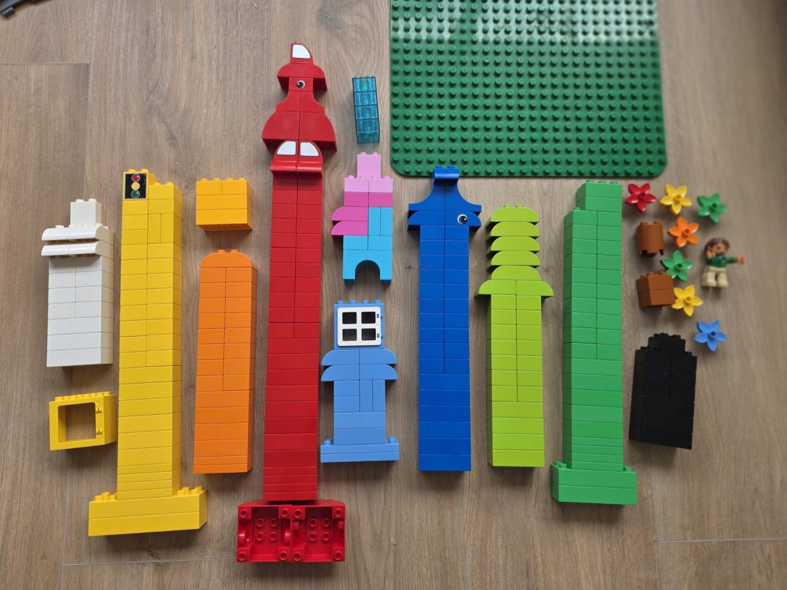 Grote set basis Duplo inclusief grote bouwplaat, Kinderen en Baby's, Speelgoed | Duplo en Lego, Ophalen, Gebruikt, Duplo