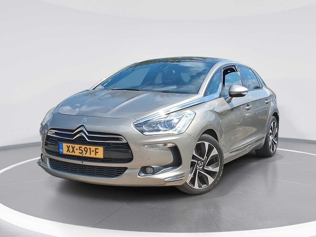 Citroen DS5 1.6 THP So Chic 2014 | XX-591-F, Auto's, Citroën, Euro 5, Gebruikt, MPV, 75 €/maand