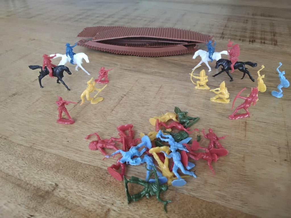 Mini Vintage cowboys en indianen 1:72., Ophalen of Verzenden