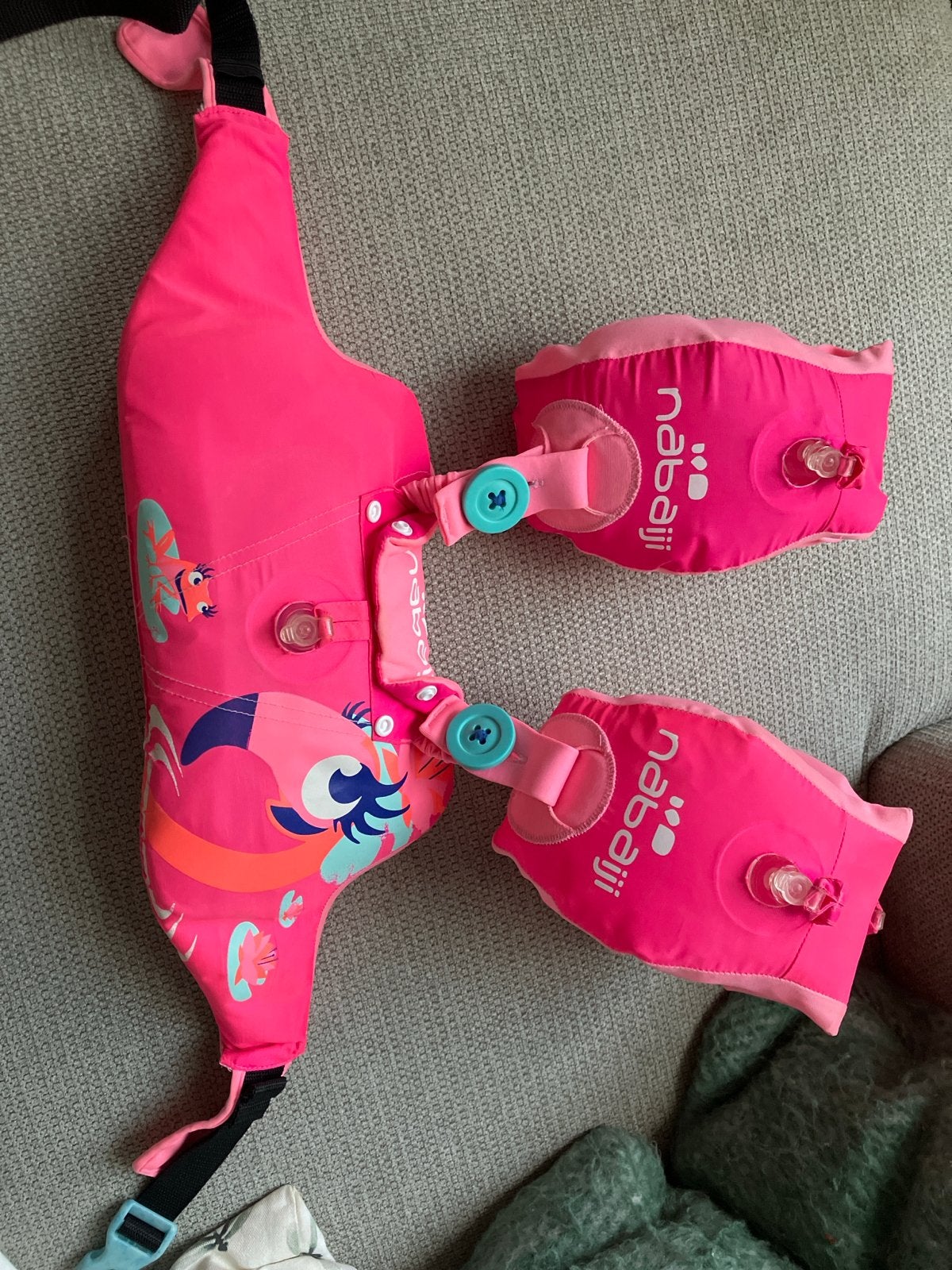 Nabaiji zwemvest met zwembandjes 15-30 kg, Kinderen en Baby's, Kinderkleding | Kinder-zwemkleding, Jongen of Meisje, One size