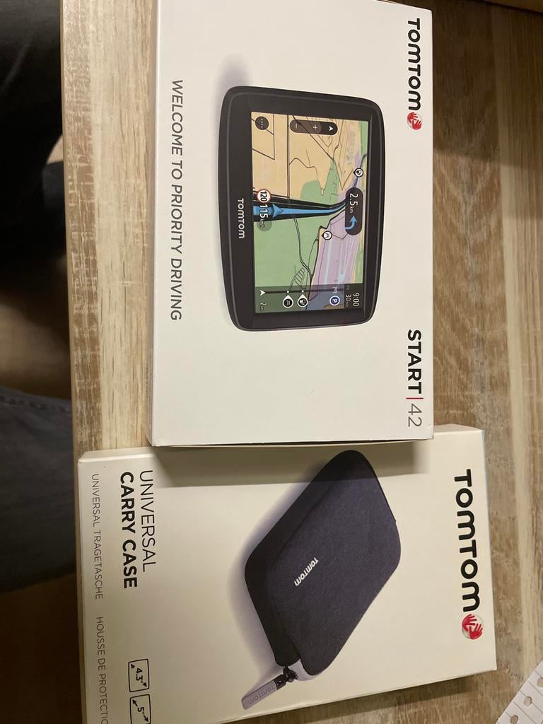 TomTom Start 42 Navigatiesysteem + Carry Case - Zo Goed Als, Ophalen of Verzenden, Zo goed als nieuw