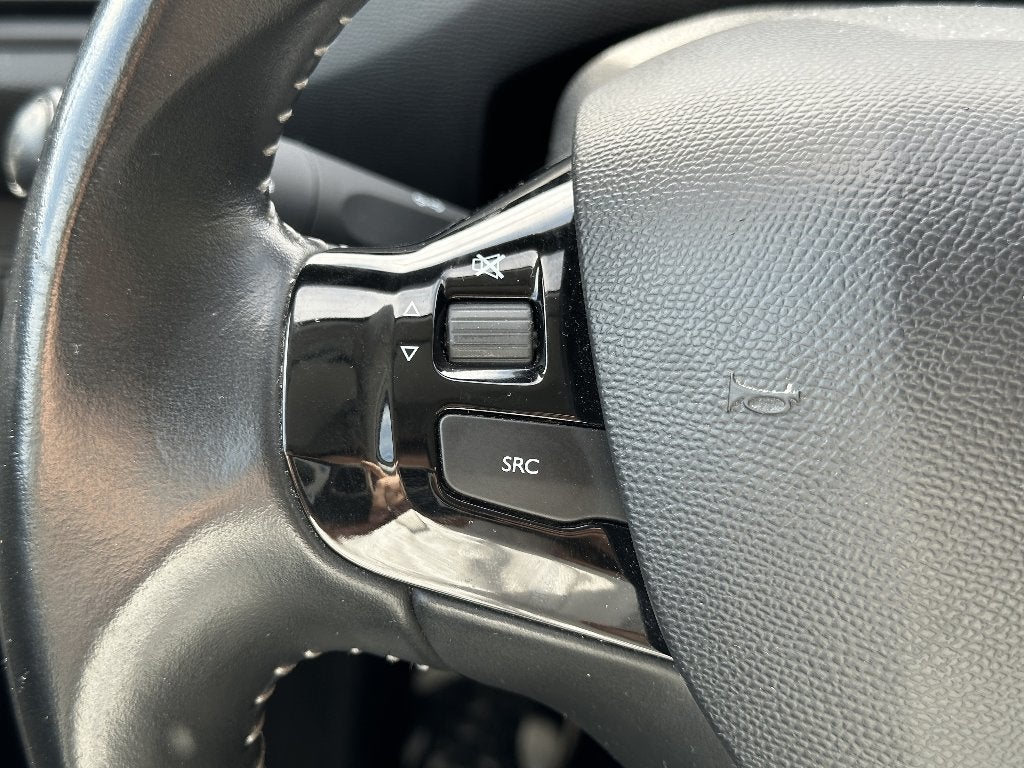 Foto 14 van Peugeot 308 1.2 Allure | Riem Vervangen! | CarPlay | PDC|ECC