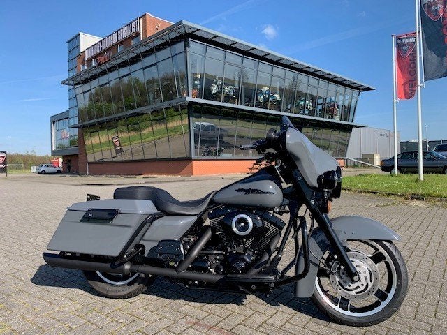 Harley-Davidson FLHTCU FLHTK FLHX ULTRA (bj 2005), Dopplerlaan 26
9207 HC  Drachten, NL, H-D Benelux B.V., Gebruikt, Bedrijf