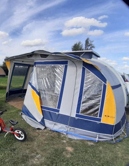 Voortent voor Kip Kompakt 37 ( met hefdak), Ophalen, Gebruikt