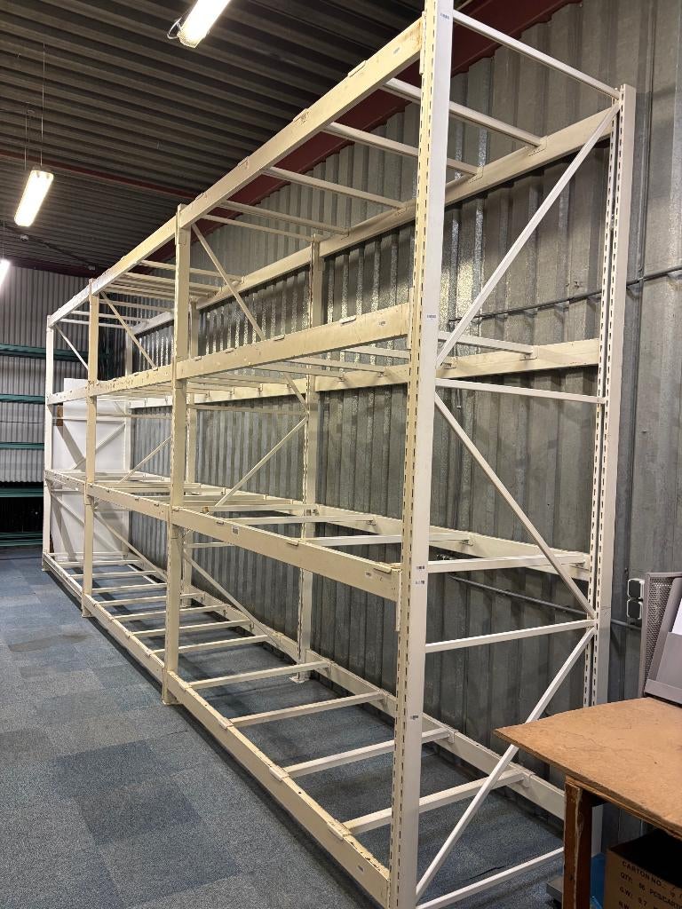 Stalen palletstelling 816x116x350cm (lxbxh) magazijnstelling, Ophalen