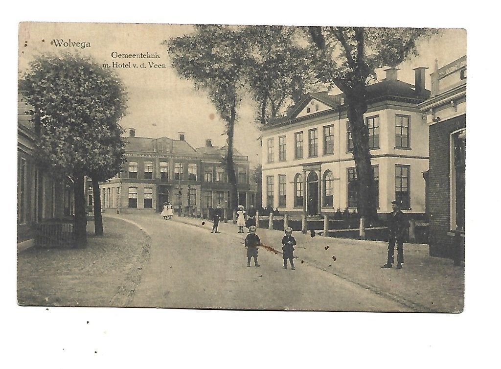 Wolvega -Gemeentehuis -Hotel v.d.Veen, Verzenden, Voor 1920, Gelopen, Friesland