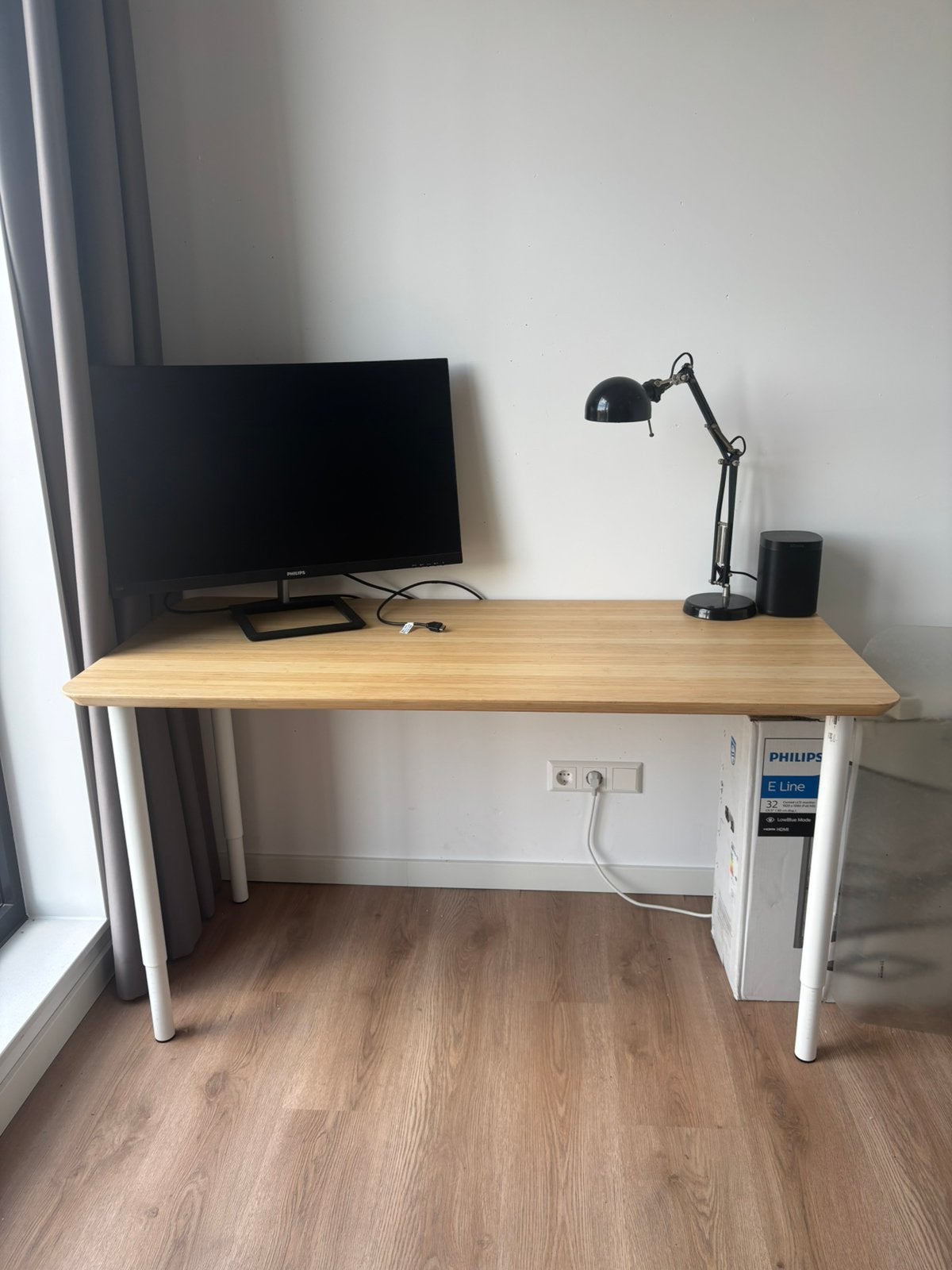 Bureau Ikea, Ophalen, Hout, Zo goed als nieuw, IKEA