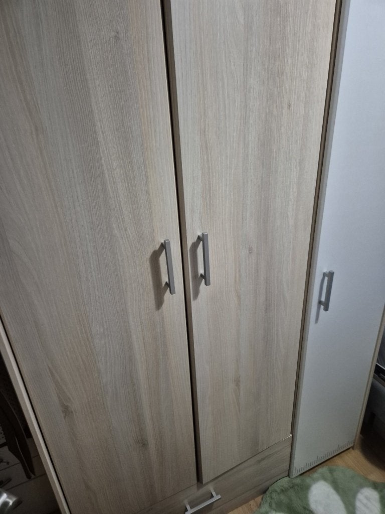 3 DEURS  KLEERKAST / LICHTBRUIN EN WIT, MODERN, 100 tot 150 cm, Zo goed als nieuw, 150 tot 200 cm