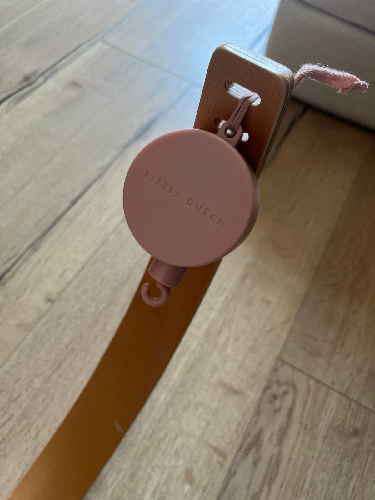 Little Dutch Muziekmobiel met houten arm - Roze, Kinderen en Baby's, Speelgoed | Babyspeelgoed, Ophalen, Zo goed als nieuw, Mobiel