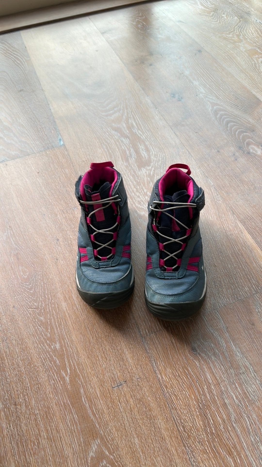 Bergschoenen maat 34, Ophalen, Zo goed als nieuw, Schoenen