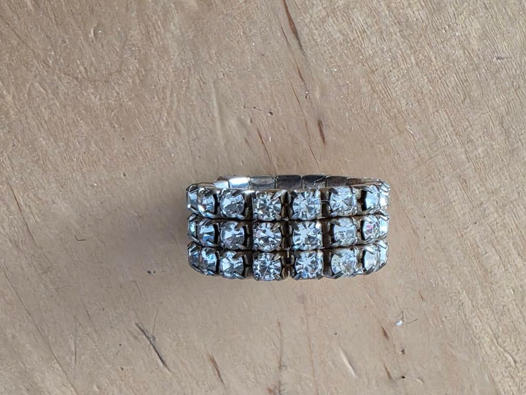 Mooie ring met elastiek, leuk voor de liefhebber!, Sieraden, Tassen en Uiterlijk, Ringen, Ophalen of Verzenden, X, Z, X