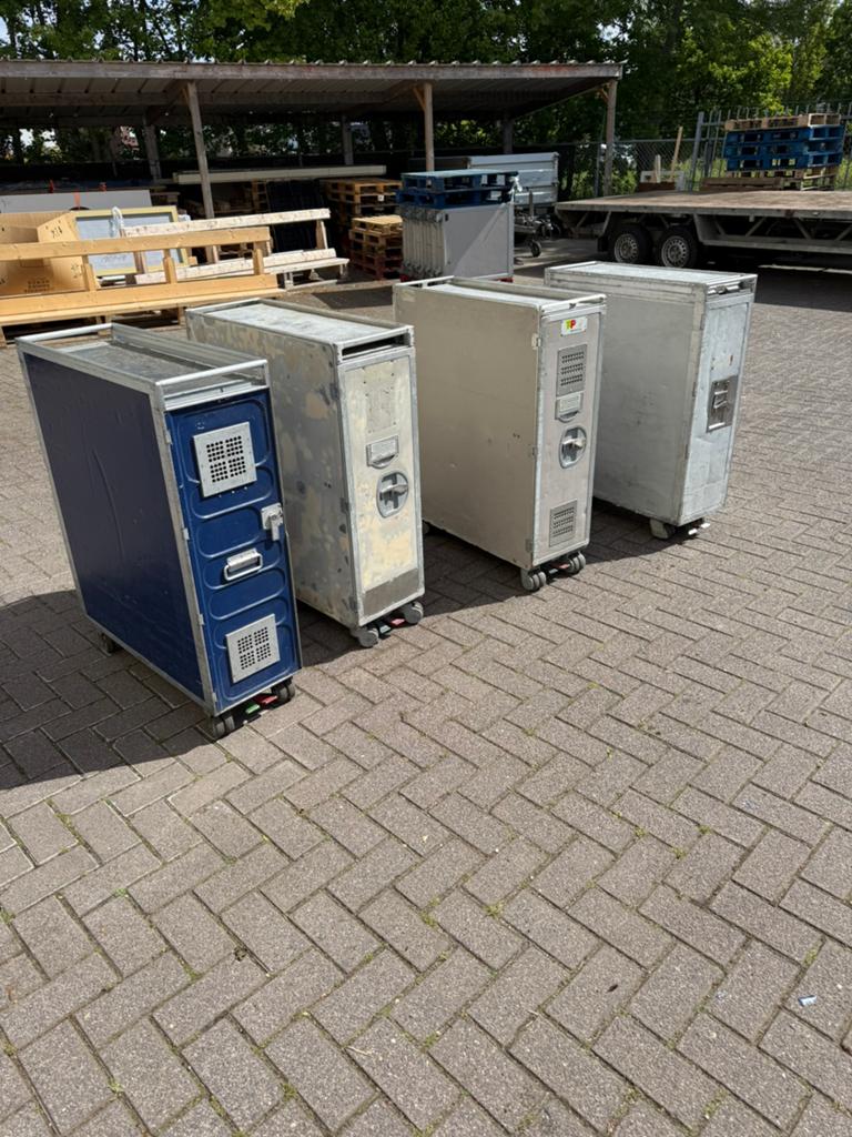 Vliegtuigtrolleys vliegtuig trolly airline cart galley cart, Verzamelen, Ophalen, Gebruikt, Overige typen