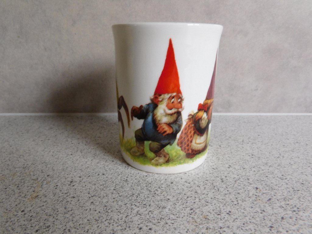 Mok Fine Bone China Muis David de Kabouter Rien Poortvliet, Huis en Inrichting, Keuken | Servies, Ophalen of Verzenden, Zo goed als nieuw