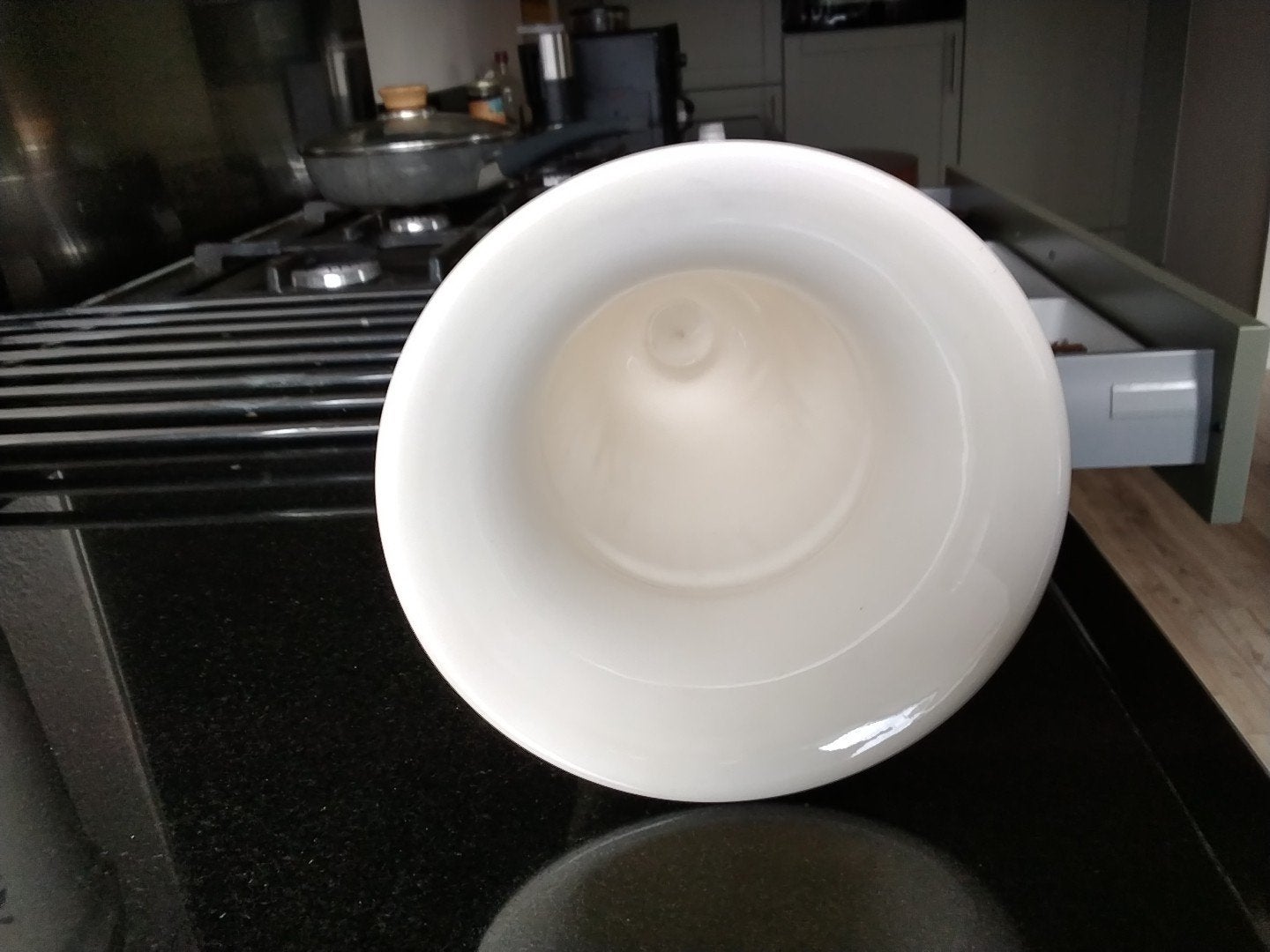 Wedgwood Edme of Etruria & Barlaston, puntgave vaas, Ophalen of Verzenden, Zo goed als nieuw