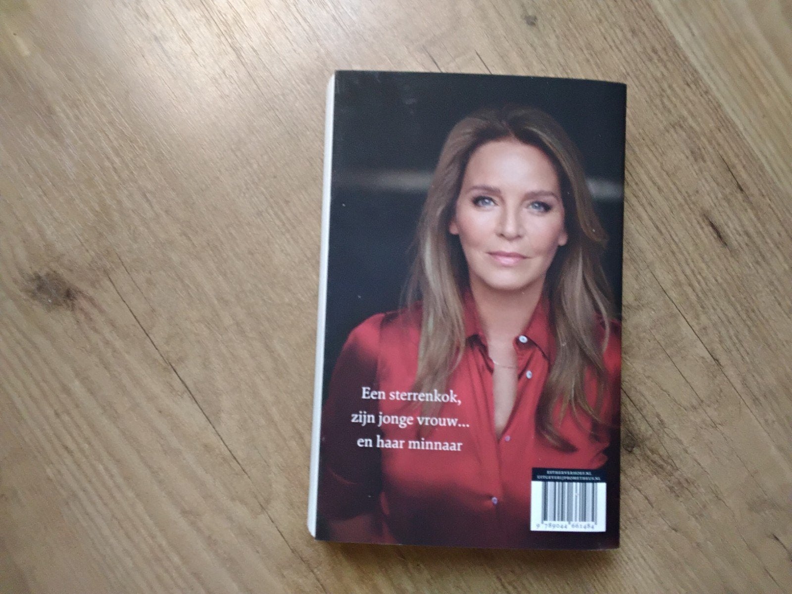 Esther Verhoef - Alter Ego (Literaire Thriller), Ophalen of Verzenden, Zo goed als nieuw, Esther Verhoef, Nederland