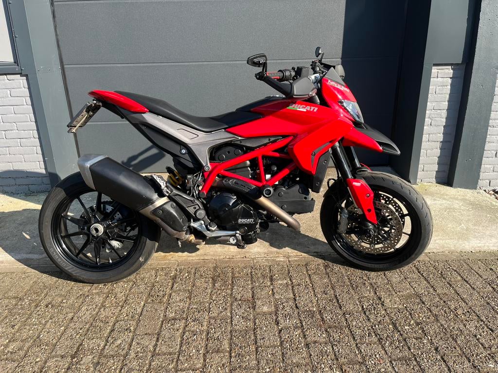Ducati hypermotard 821, Motoren, Motoren | Ducati, 2 cilinders, Motorrijbewijs A, Particulier, Meer dan 35 kW