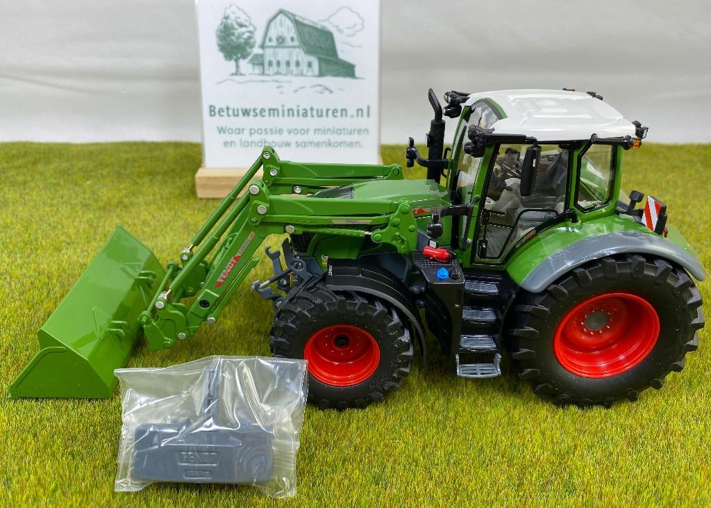 Fendt 724 vario tractor + Cargo 6.100 voorlader 1:32 Wiking, Ophalen of Verzenden, Nieuw, Tractor of Landbouw, Overige merken