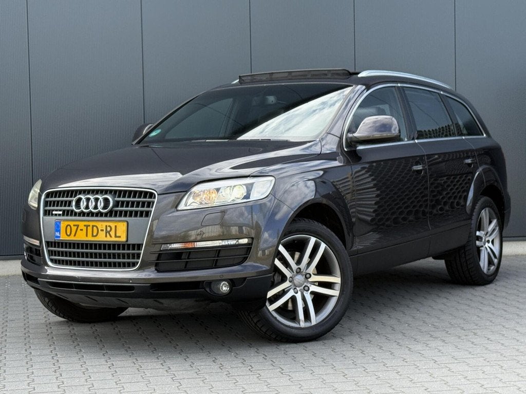 Audi Q7 4.2 FSI Quattro Pro Line+ 4+2 Leder - Pano - Origine, Auto's, Audi, Automaat, Gebruikt, 2245 kg, Bedrijf