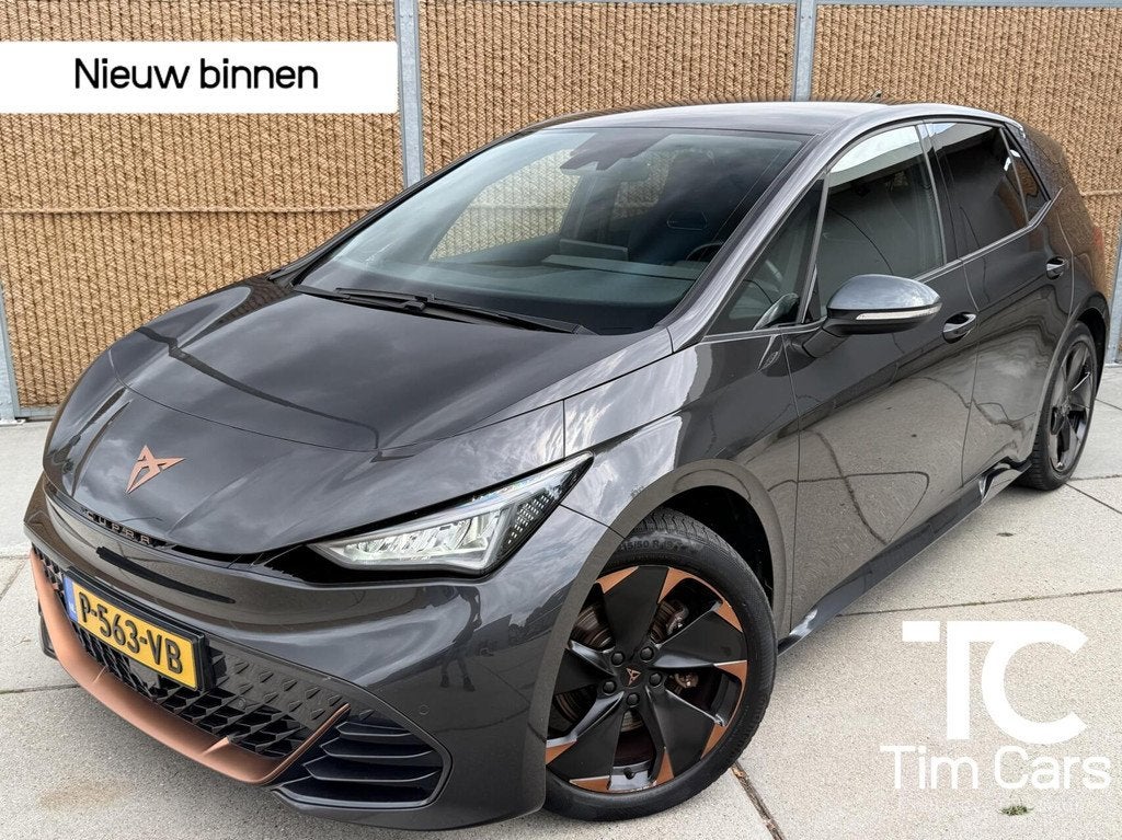 CUPRA Born Adrenaline One 62 kWh Stuur en- stoelverwarming |, Auto's, Cupra, Automaat, Gebruikt, Automatische klimaatregeling