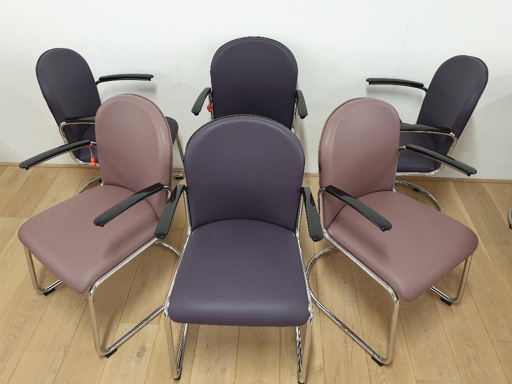 Gispen 413R LAAG model LEER  ( showmodellen ), Huis en Inrichting, Stoelen, Zo goed als nieuw, Eén, Leer, Metaal, Bruin, Ophalen