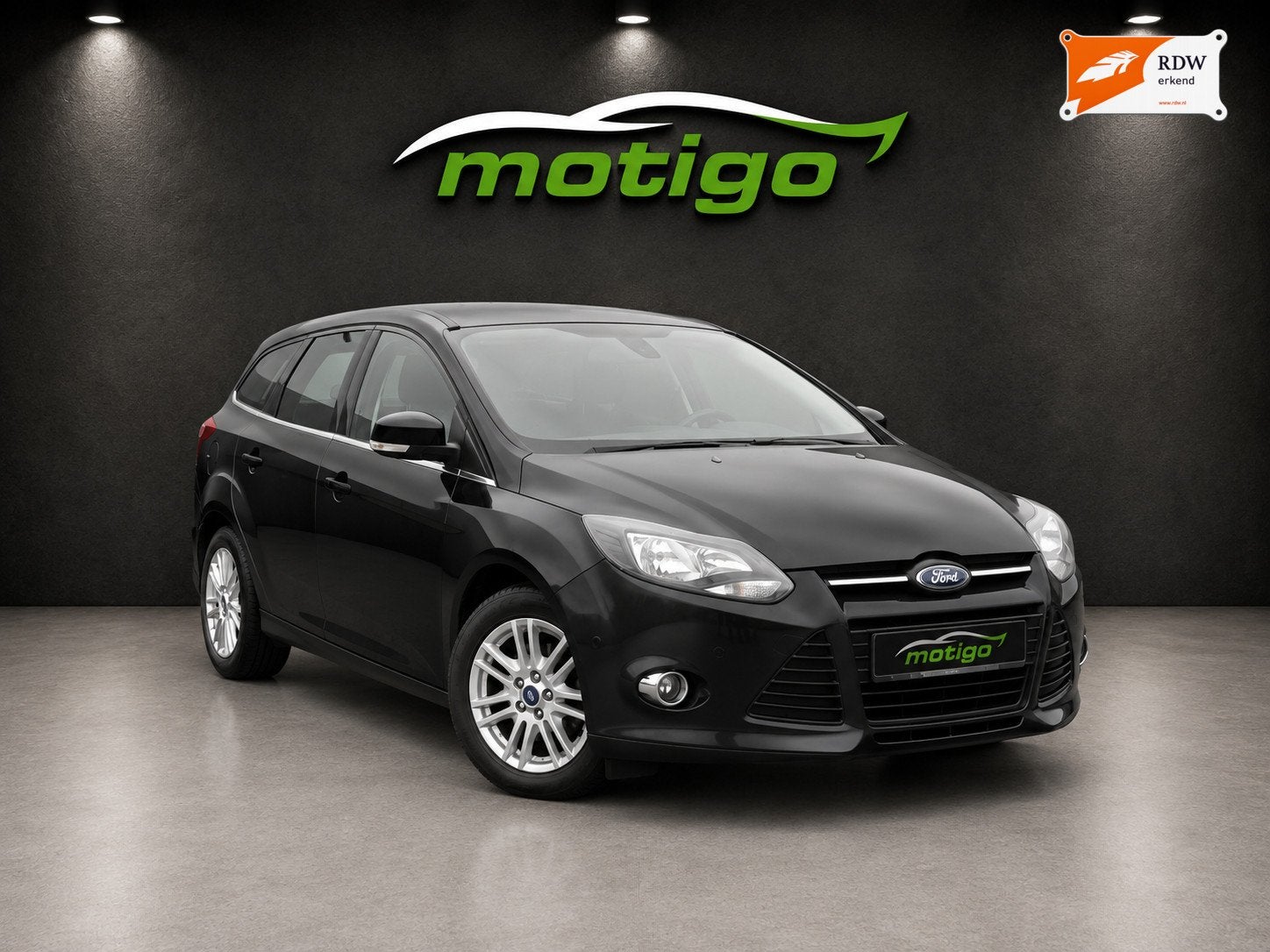 Ford Focus Wagon 1.0 EcoBoost Edition Plus volop luxe, Euro 5, 125 pk, Gebruikt, Zwart
