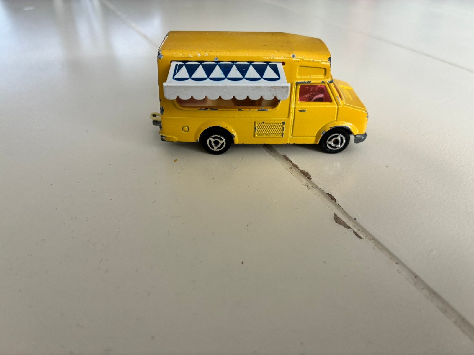 Majorette ijsco Wagen, Ophalen of Verzenden, Zo goed als nieuw, Auto