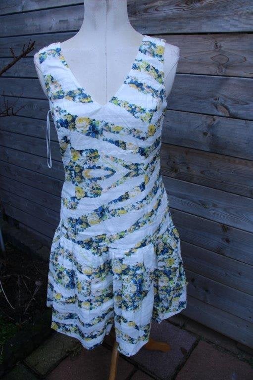 Jurk creme/ kleur Cavalli Class mt 38 Vaste prijs, Maat 38/40 (M), Beige, Ophalen of Verzenden, Zo goed als nieuw