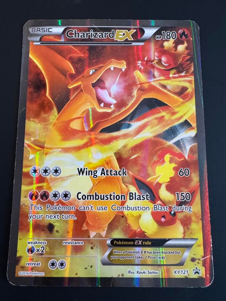 Charizard EX XY121 Jumbo, Hobby en Vrije tijd, Verzamelkaartspellen | Pokémon, Ophalen of Verzenden, Gebruikt, Losse kaart, Foil
