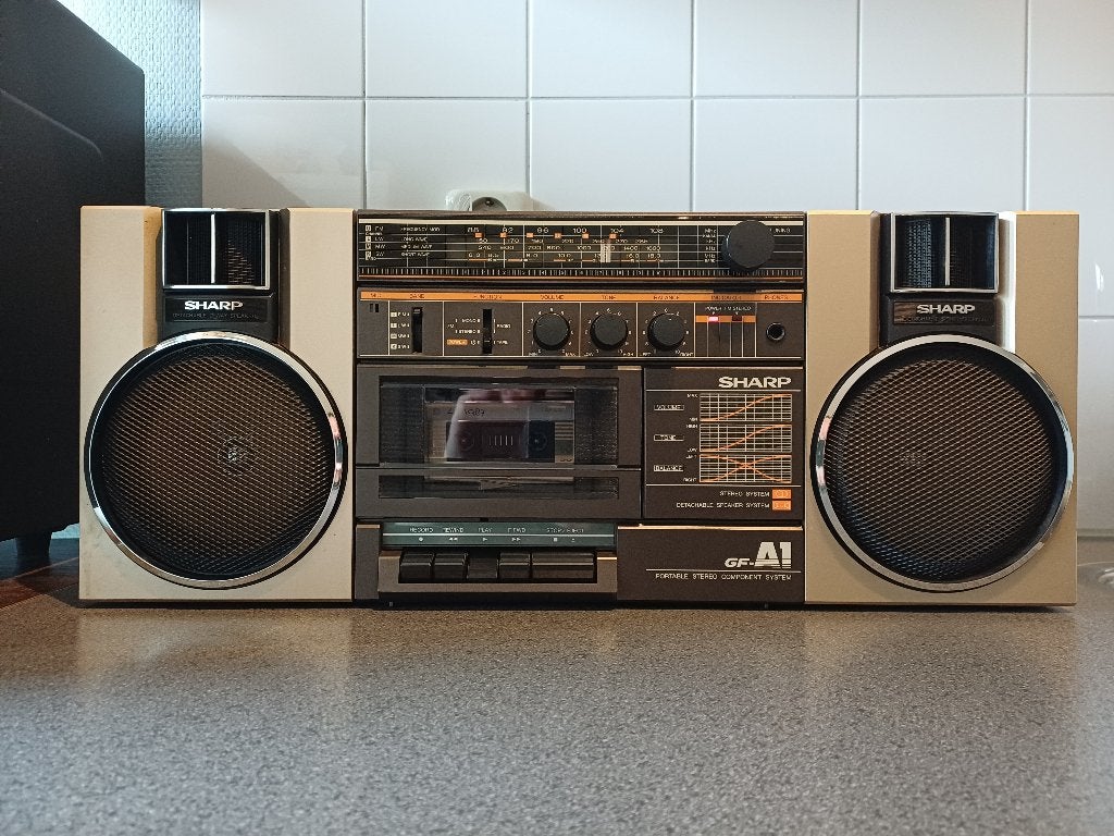 Sharp GF-A1 Vintage Boombox, Ophalen, Refurbished, Radio