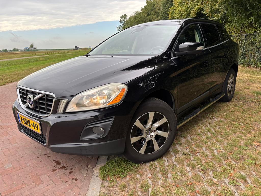 Volvo XC60 2.4 D FWD 2009 Zwart, Auto's, Voorwielaandrijving, Zwart, 1618 kg, Zwart