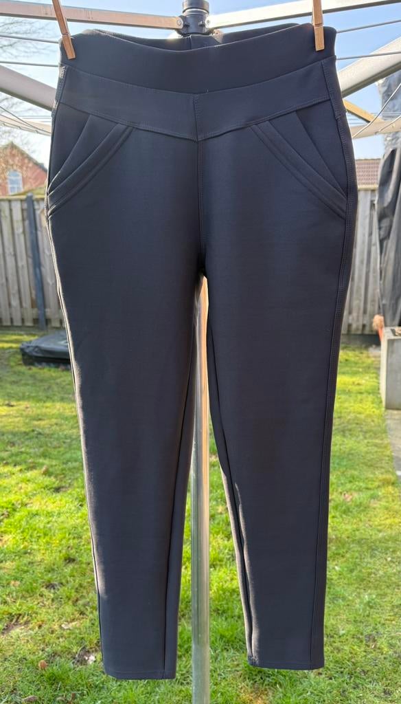 Yu&Me broek, Kleding | Dames, Broeken en Pantalons, Ophalen of Verzenden, Zo goed als nieuw, Grijs, Lang