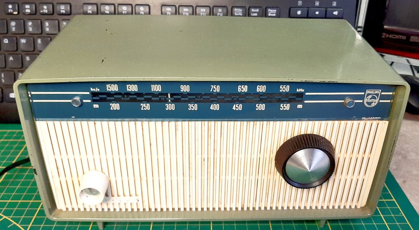 Philips buizenradio B0X19U goed spelend, Antiek en Kunst, Antiek | Tv's en Audio, Ophalen of Verzenden