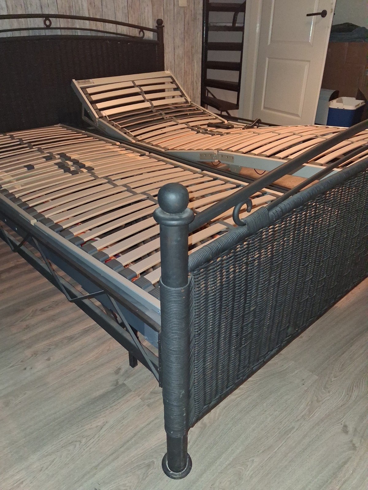 Tweepersoonsbed met verstelbare lattenbodems, Huis en Inrichting, Ophalen, Tweepersoons, Overige maten, Metaal
