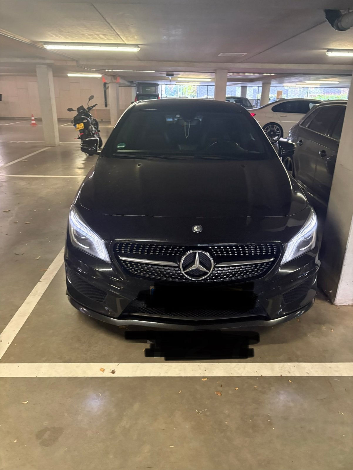 Parkeerplaats te huur 150 eur per maand Amsterdam Osdorp