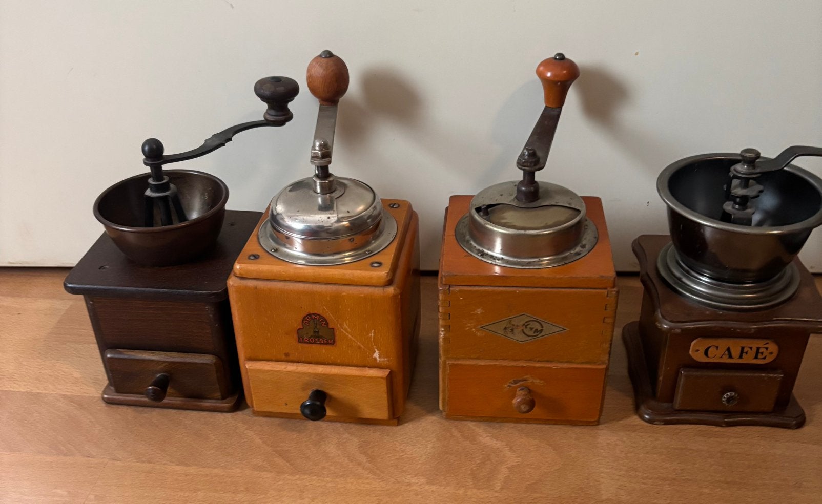 Antieke koffiemolens, Antiek en Kunst, Antiek | Keukenbenodigdheden, Ophalen of Verzenden