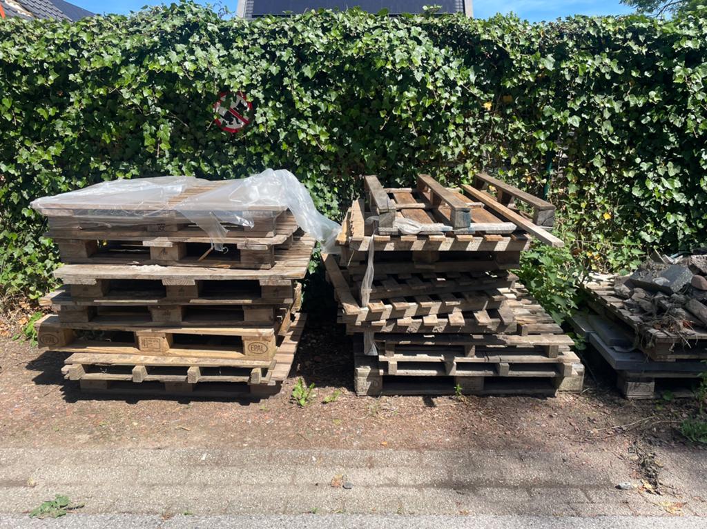 +- 15  pallets, Minder dan 3 m³, Ophalen, Overige houtsoorten