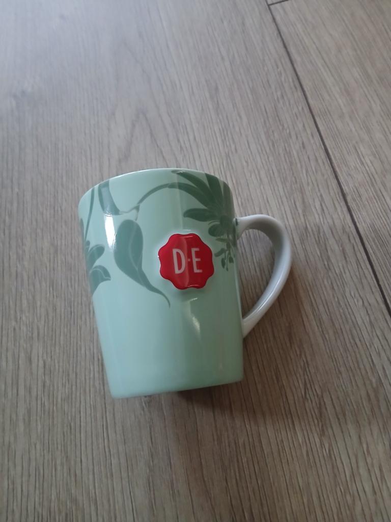 Nieuwe Douwe Egberts mok & schaal. Lichtgroen met bladmotief, Ophalen, Nieuw, Overige merken